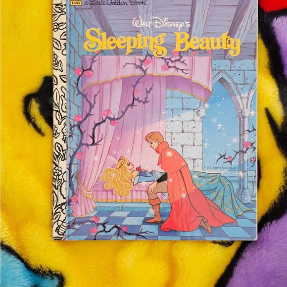 disney-other-vtg-disney-sleeping-beauty-book-with-pink-and-blue